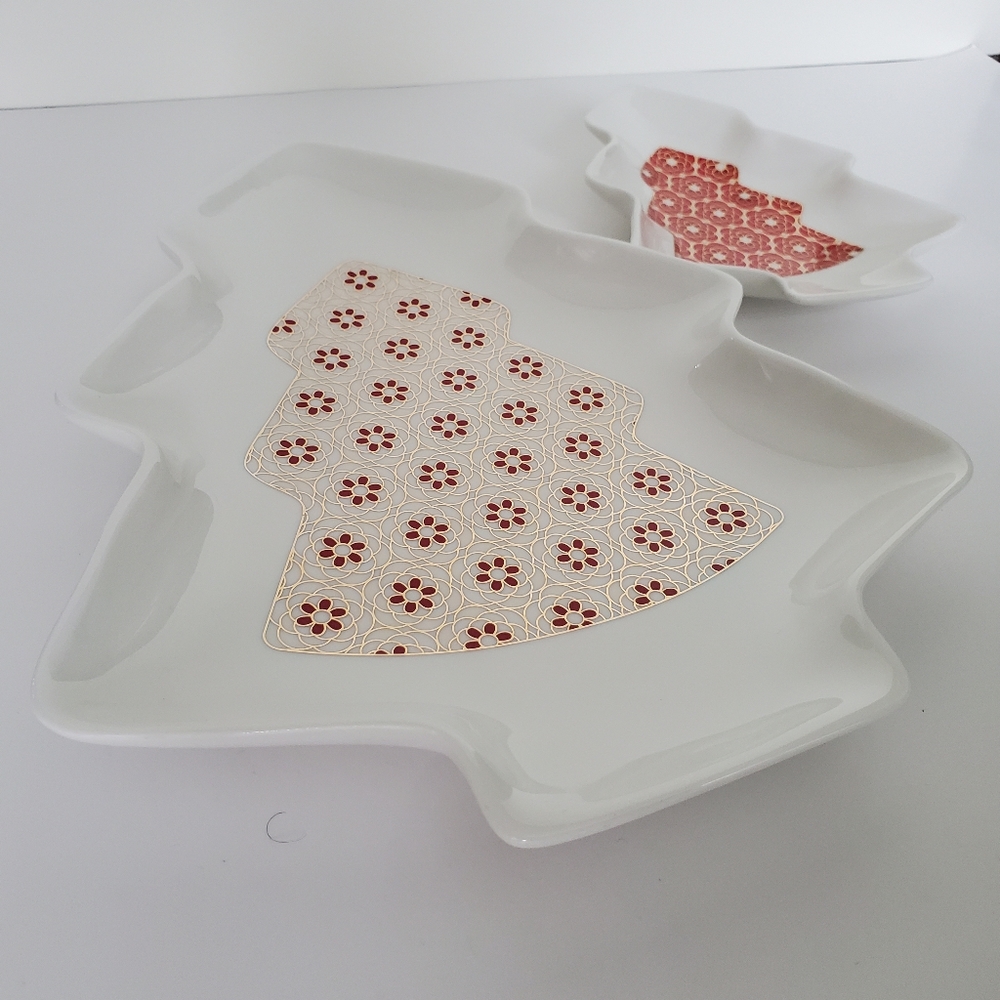 Maxwell Williams Garland Holiday Christmas Tree Porcelain Platters 2 Set Gold